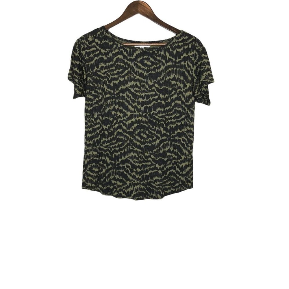 Trina Turk Green/Black Animal Print T-Shirt Short Sleeve Size Small 100% Tencel